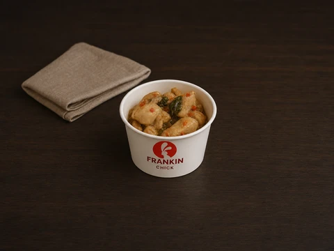 สะโพกไก่ซูวีรสกะเพรา เนื้อนุ่มชุ่มฉ่ำ โปรตีนสูง อาหารคลีนพร้อมทานจาก Frankin Chick